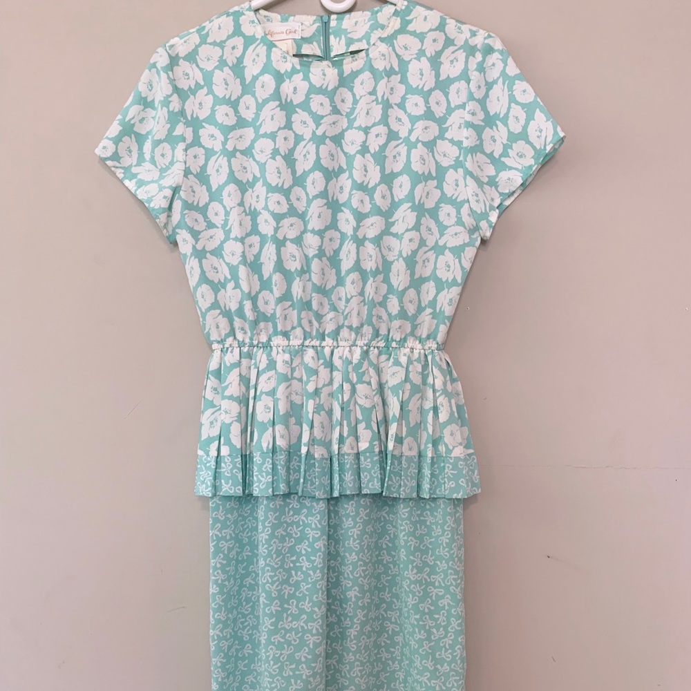 Vintage Lucy 40s 50s housewife dress